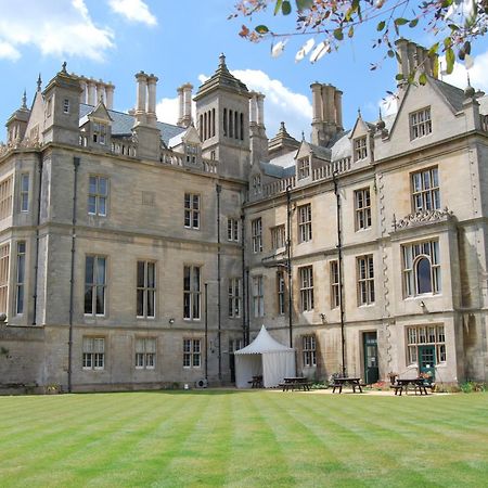 Stoke Rochford Hall Грентем Екстер'єр фото