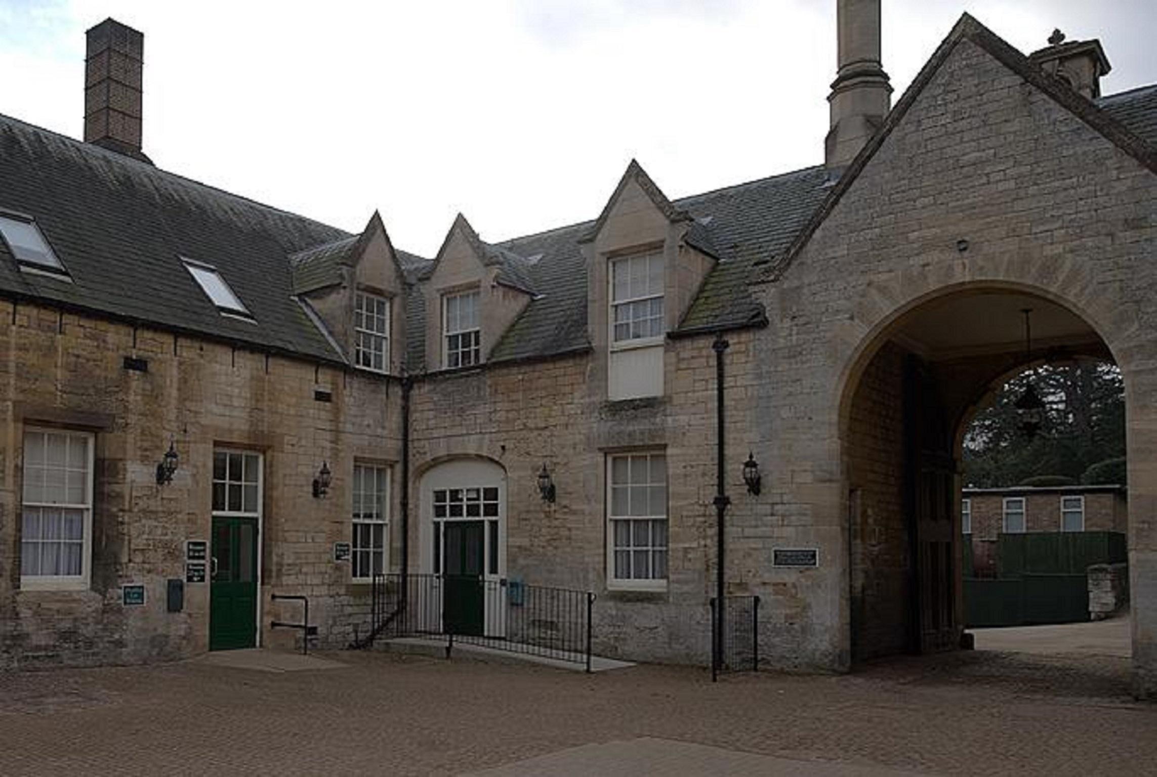 Stoke Rochford Hall Грентем Екстер'єр фото