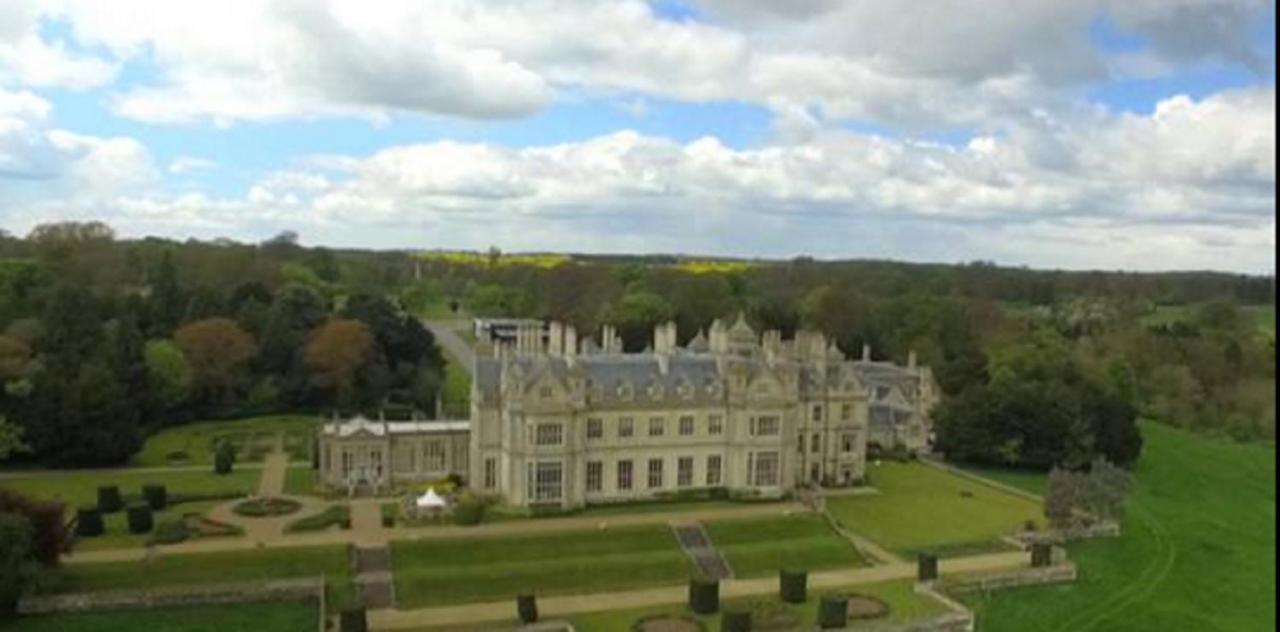 Stoke Rochford Hall Грентем Екстер'єр фото