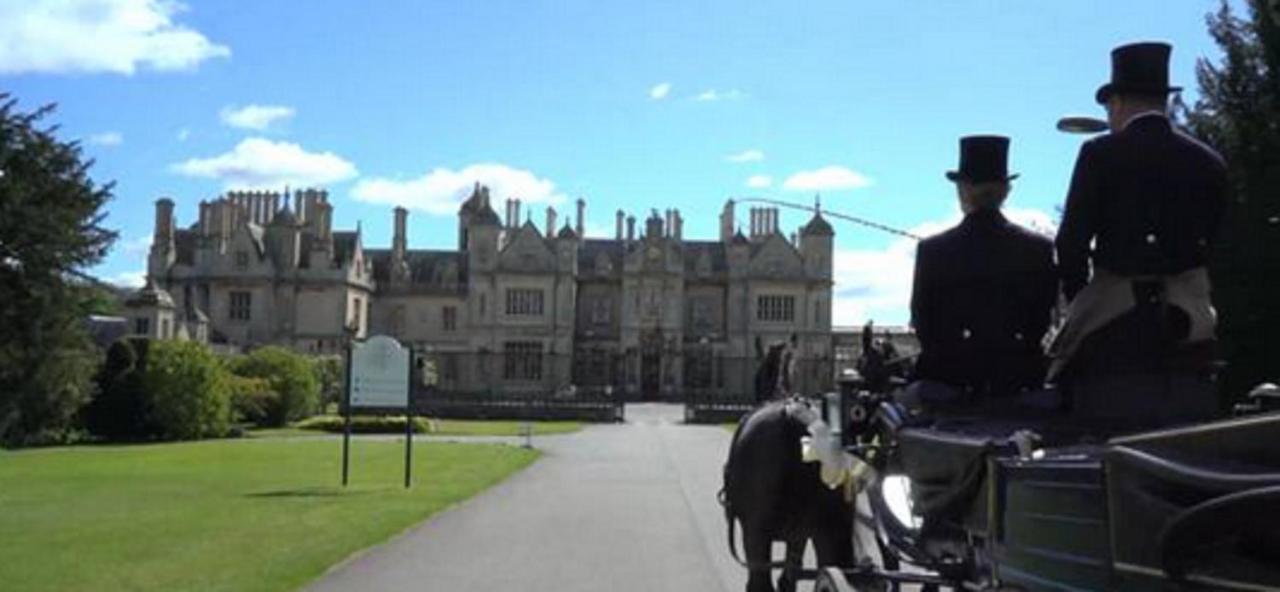 Stoke Rochford Hall Грентем Екстер'єр фото