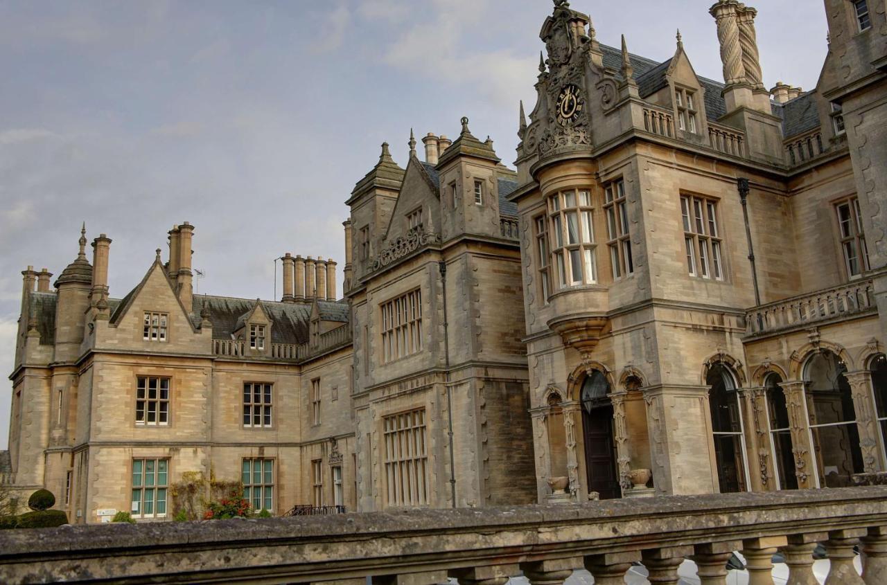 Stoke Rochford Hall Грентем Екстер'єр фото